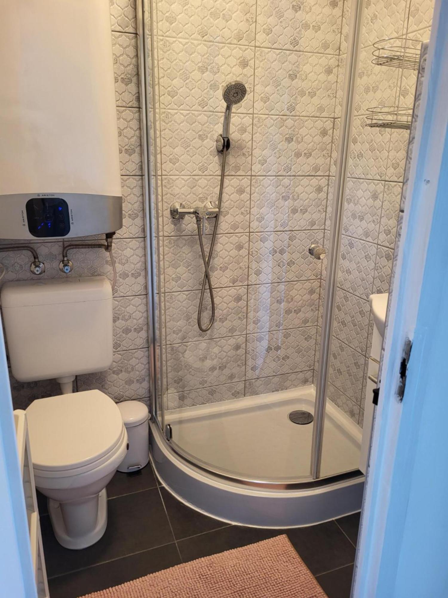 Kismano Apartman Орфю Экстерьер фото